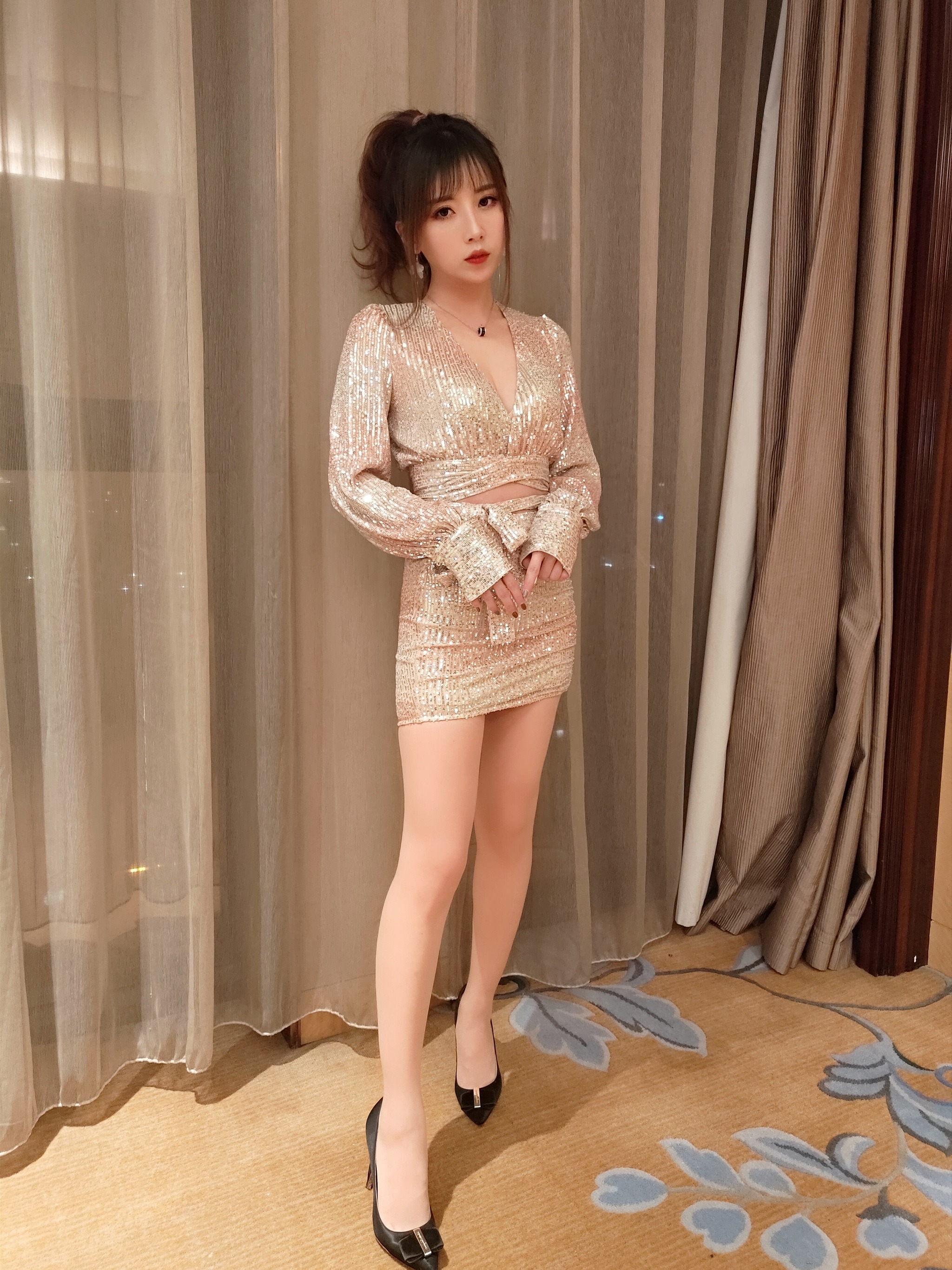 图片[1]-小女巫露娜 – NO.014 小巫女露娜 亮片裙肉丝 [22P]-XikXak